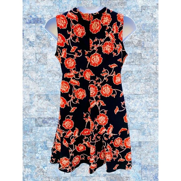 SHELBY & PALMER LADIES EXCELLENT/PRISTINE PREOWNED NAVY FLORAL FIT AND FLARE SLE - Picture 5 of 11